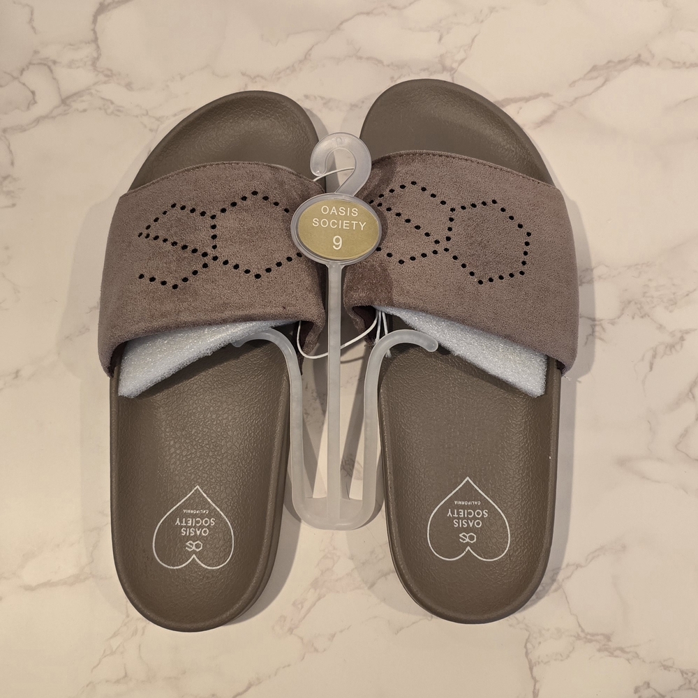 NWT Oasis Society Journey Women's Grey Slides - Size 9